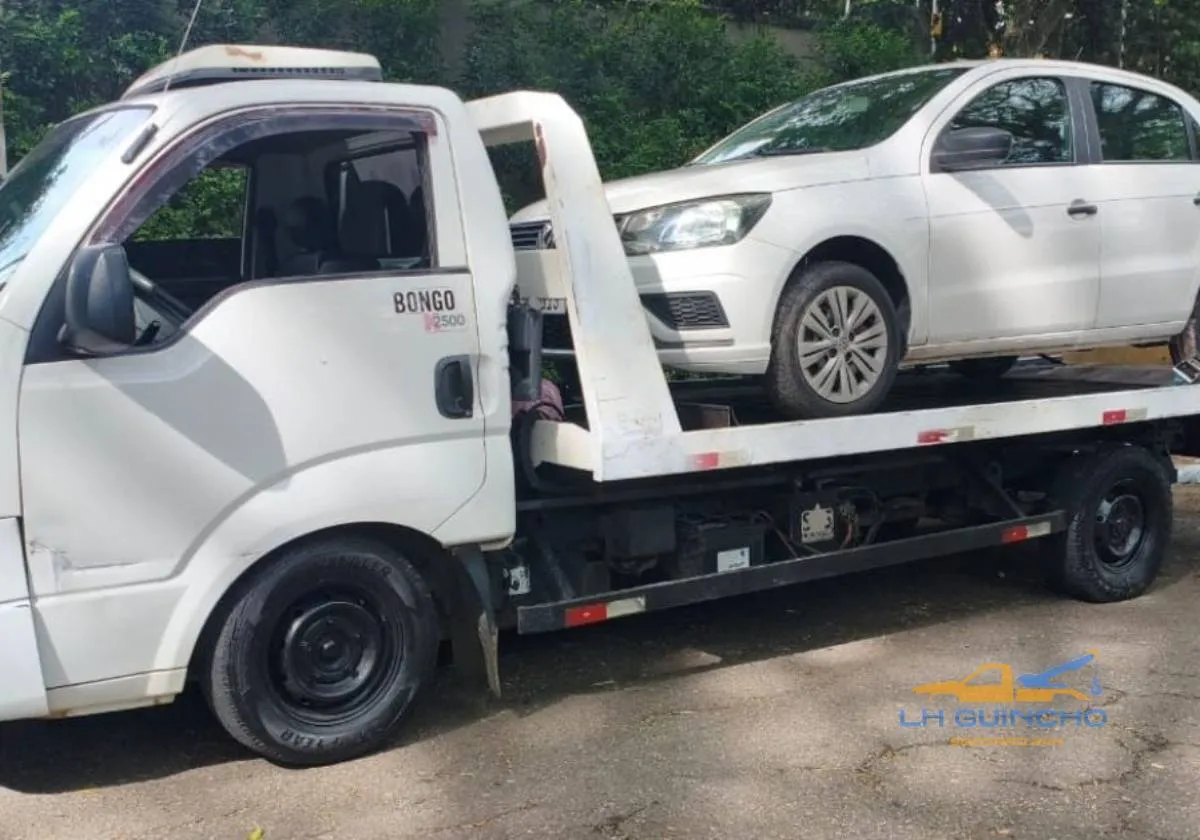 Orientações práticas para acionar guincho em caso de pane ou acidente